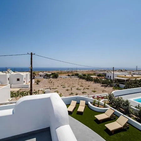 Beautiful Santorini 2 Bedroom Private Pool & Magical Sea Views וילה *