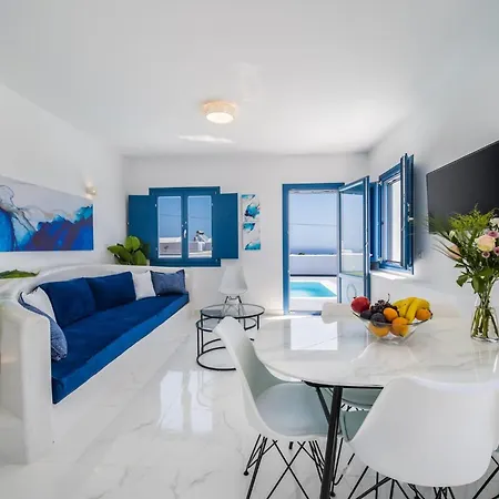 Beautiful Santorini 2 Bedroom Private Pool & Magical Sea Views וילה קרטראדוס
