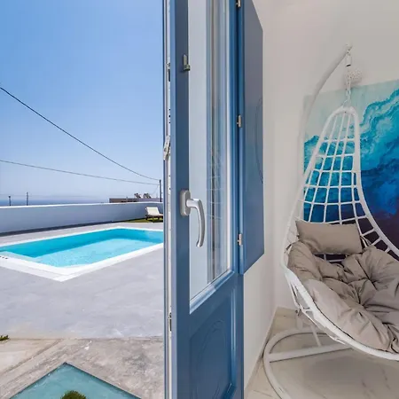 Beautiful Santorini 2 Bedroom Private Pool & Magical Sea Views *