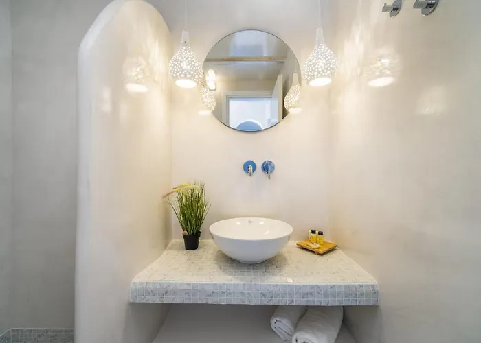 Villa Beautiful Santorini 2 Bedroom Private Pool & Magical Sea Views