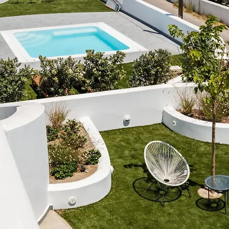Beautiful Santorini 2 Bedroom Private Pool & Magical Sea Views 빌라 카르테라도스