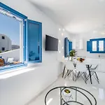 Beautiful Santorini 2 Bedroom Private Pool & Magical Sea Views *
