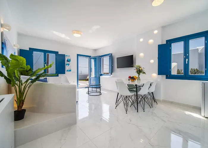 Beautiful Santorini 2 Bedroom Private Pool & Magical Sea Views *